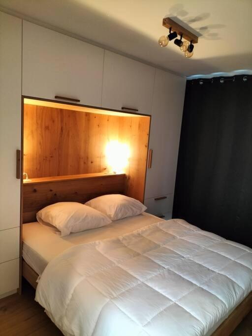 Superbe Appartement Avec Parking 말메디 외부 사진